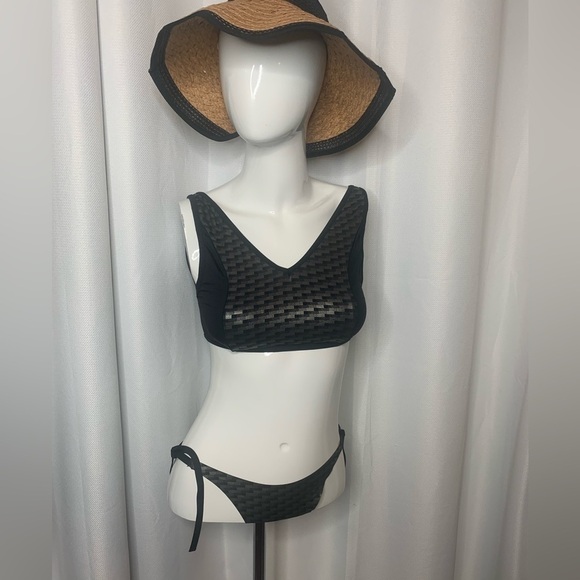 NWOT Elizabeth Jane 2-piece bikini set - Picture 2 of 12